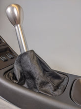 Load image into Gallery viewer, 964/ 993 Billet Aluminum Short Shifter/ Integrated Knob- Clear
