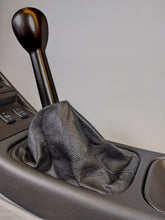 Load image into Gallery viewer, 964/ 993 Billet Aluminum Short Shifter/ Integrated Knob- Black